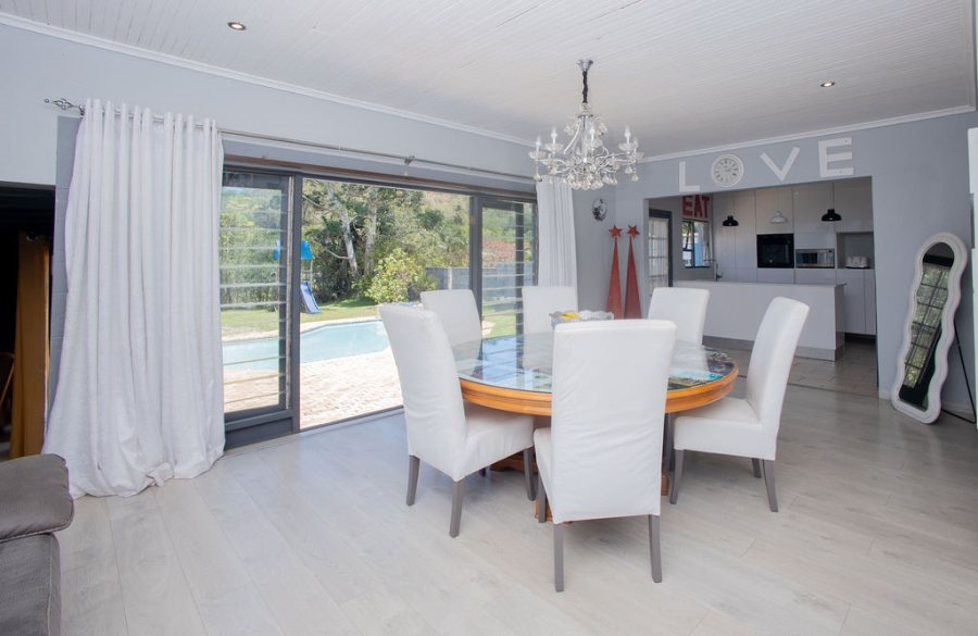 4 Bedroom Property for Sale in Abbotsford Eastern Cape